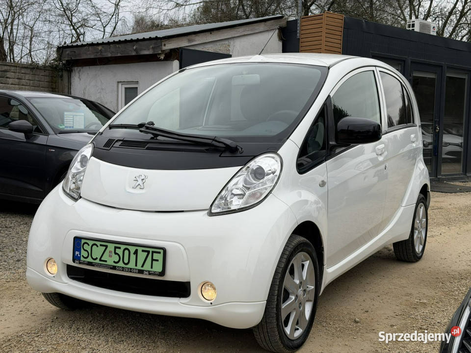 Peugeot iOn Rok produkcji 2011