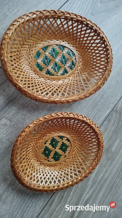 koszyczki podstawki tacki komplet kolejne Wyposażenie wnętrz sprzedam