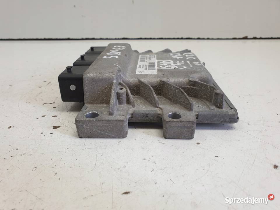 Renault Clio III 12 16V STEROWNIK SILNIKA Rudka