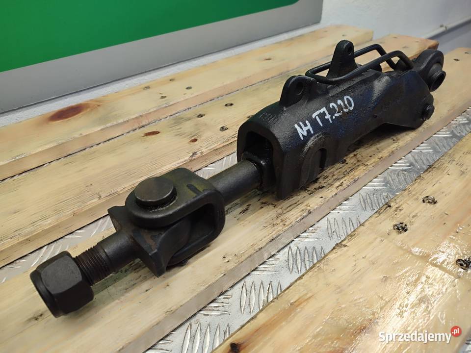 Stabilizator boczny HOLLAND T 7220 Wilkowo sprzedam