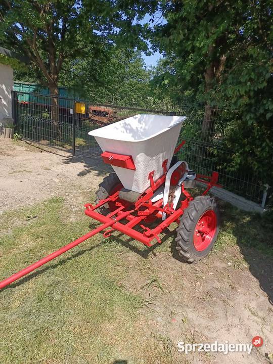 Rozsiewacz Kos N015 Agromet warmińsko-mazurskie Orneta