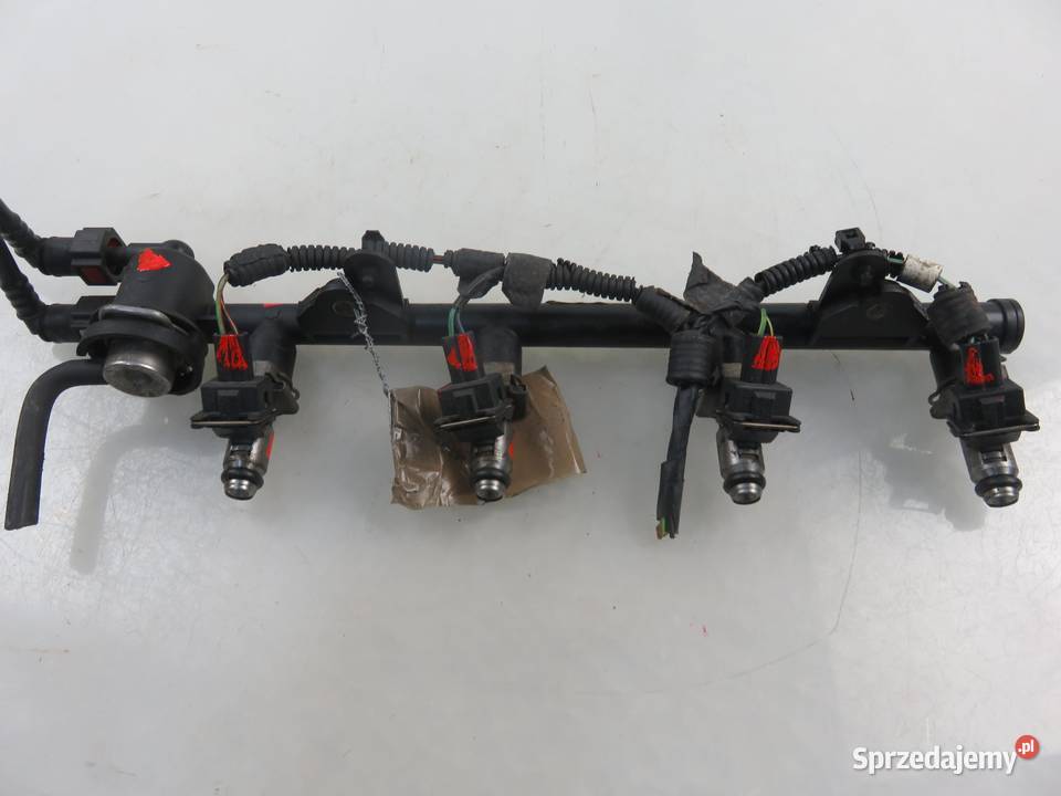 LISTWA WTRYSKOWA FORD KA 13 IWP119