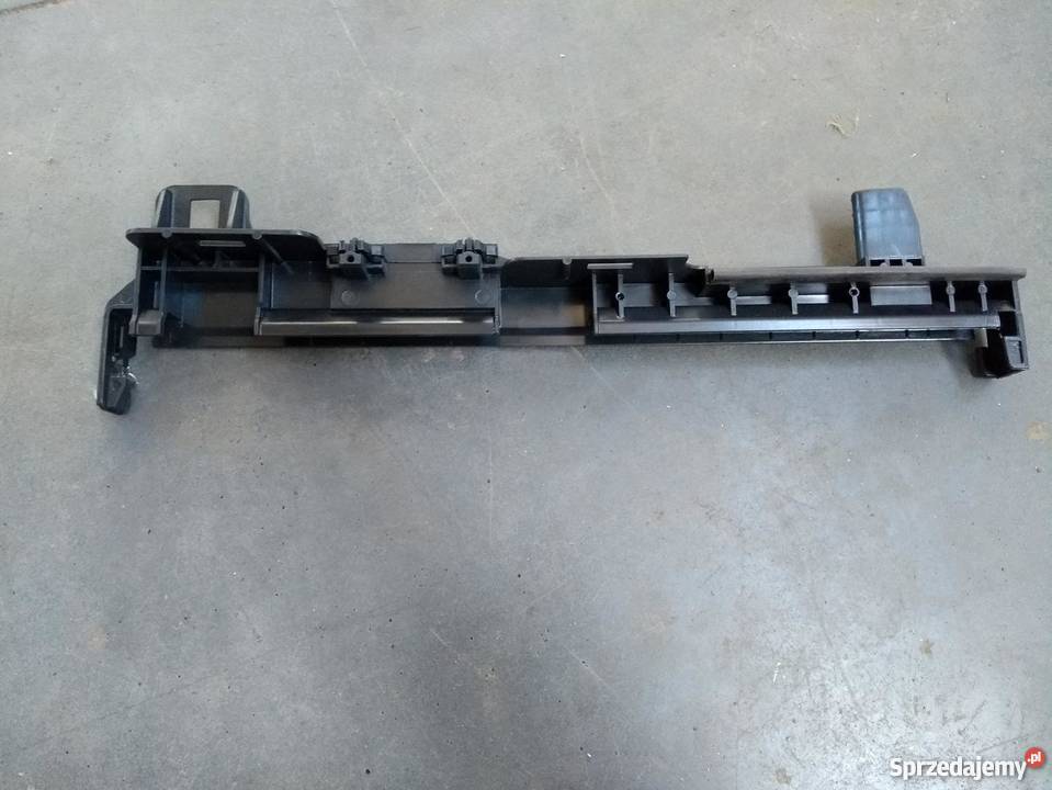 MERCEDES W204 wspornik skraplacza klimatyzacji Pilzno