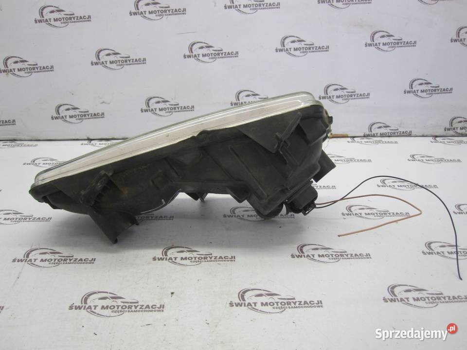 NISSAN MICRA V K14 19r halogen prawy 26150 8995A Kielce