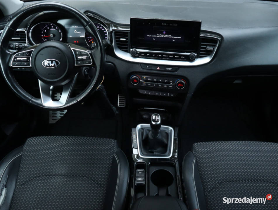 Kia Ceed 14 TGDI czujnik parkowania Piaseczno