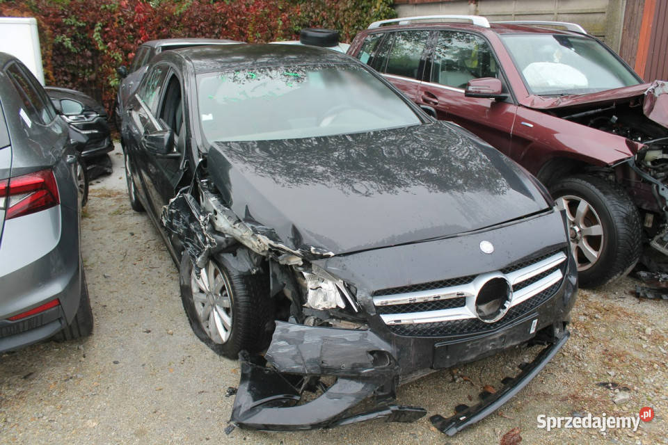 Mercedes A 200 W176 2012 Ostrów Wielkopolski