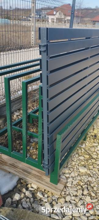 Brama skrzydłową 415 x 122 metal świętokrzyskie