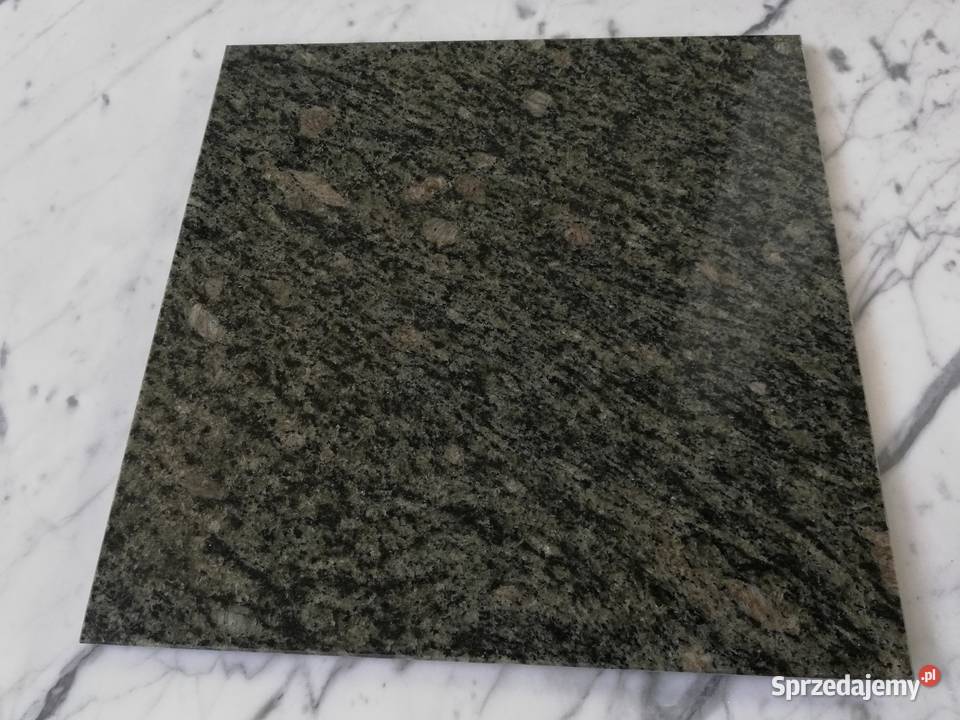 Płytki Granitowe VERDE MARITAKA 305x305x1 Poskwitów