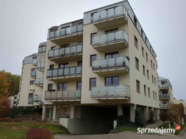 Miejsce postojowe 23 Roentgena 16 Warszawa