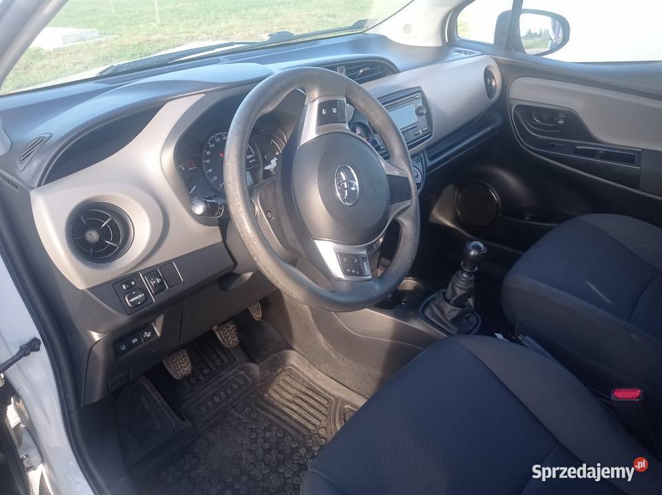 Sprzedam Toyota Yaris 2019 15B Salon Polska benzyna Piaseczno