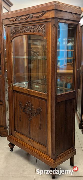 piękna witrynaserwantka secesyjnasklep Dąbrowa śląskie Dąbrowa Górnicza