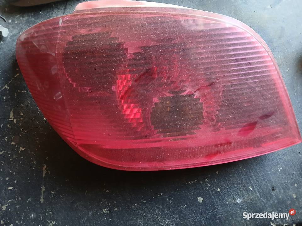 Lampa lewa tylna Peugeot 307 HB 5 D Radłów sprzedam