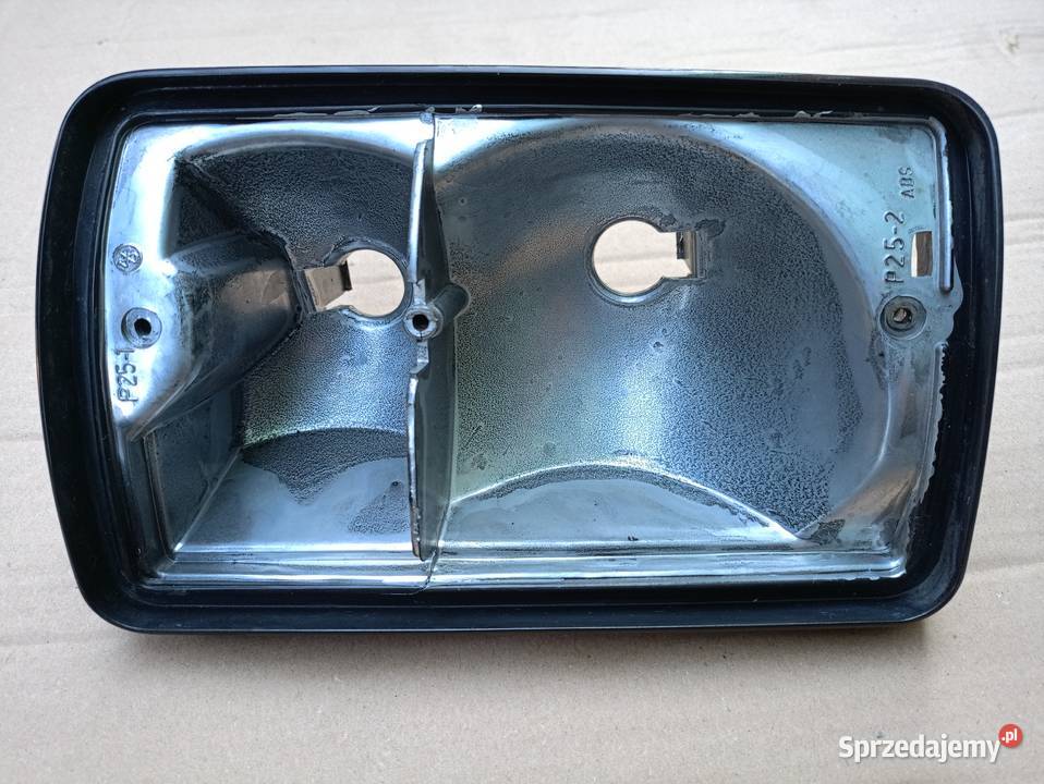 Fiat 126p FL Maluch lampa lampy tył tylna tylne