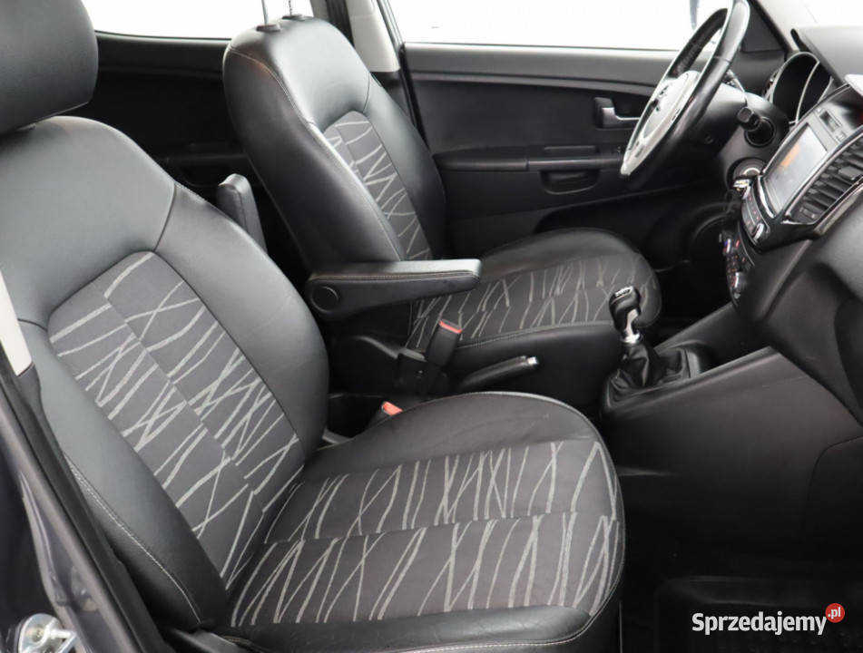 Kia Venga 14 CVVT szary Samochody osobowe Bielany Wrocławskie