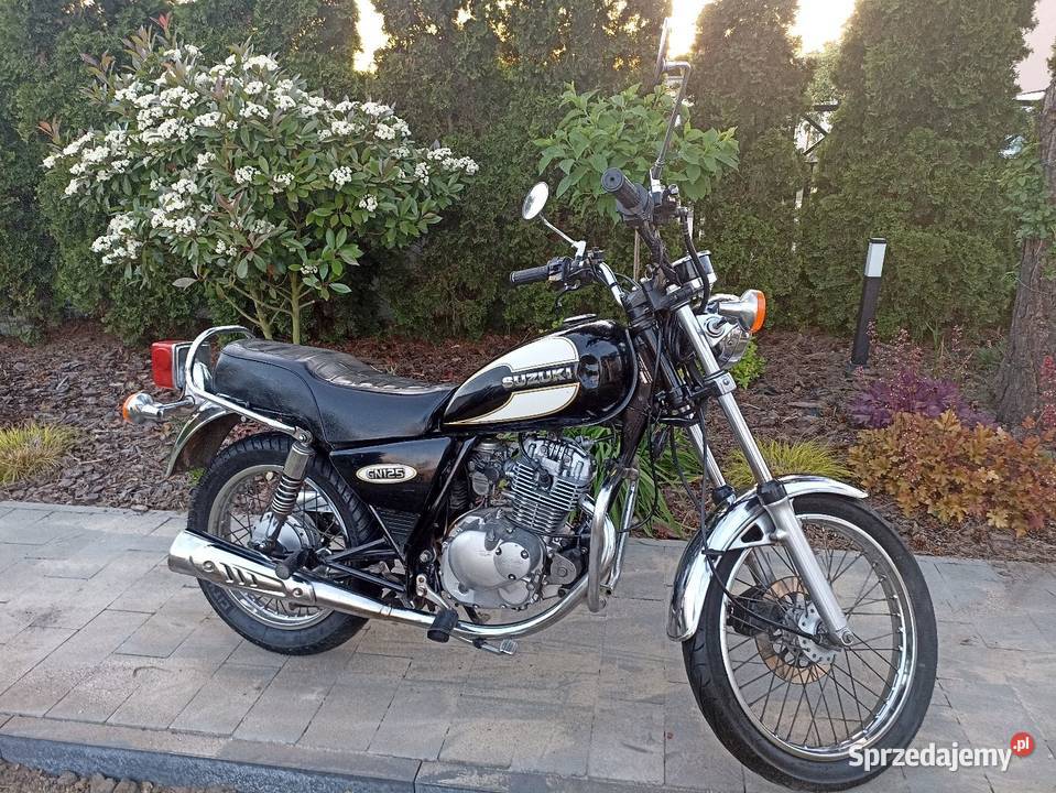 Suzuki gn125 A1 B łańcuch Śrem sprzedam