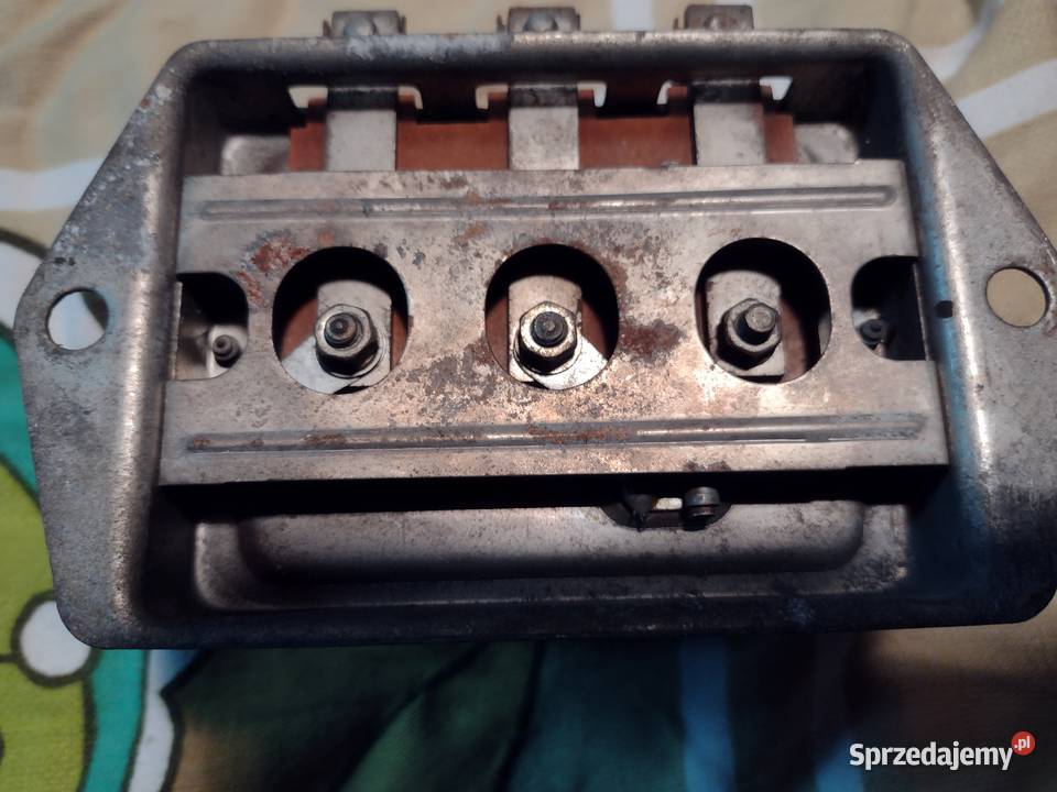 Fiat PF126p regulator napięcia Brzeg Dolny