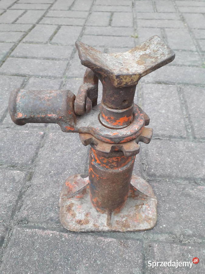 Zabytkowy podnośnik śrubowy mazowieckie
