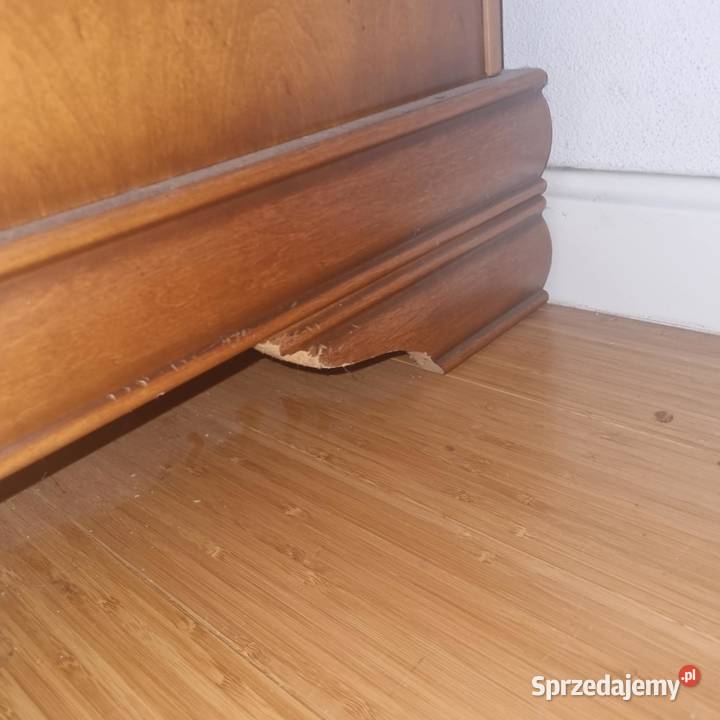 Solidne biurko z litego drewna 15565