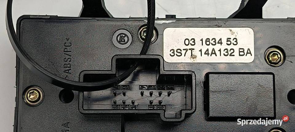 PRZEŁĄCZNIK FORD MONDEO MK3 3S7T14A132BA