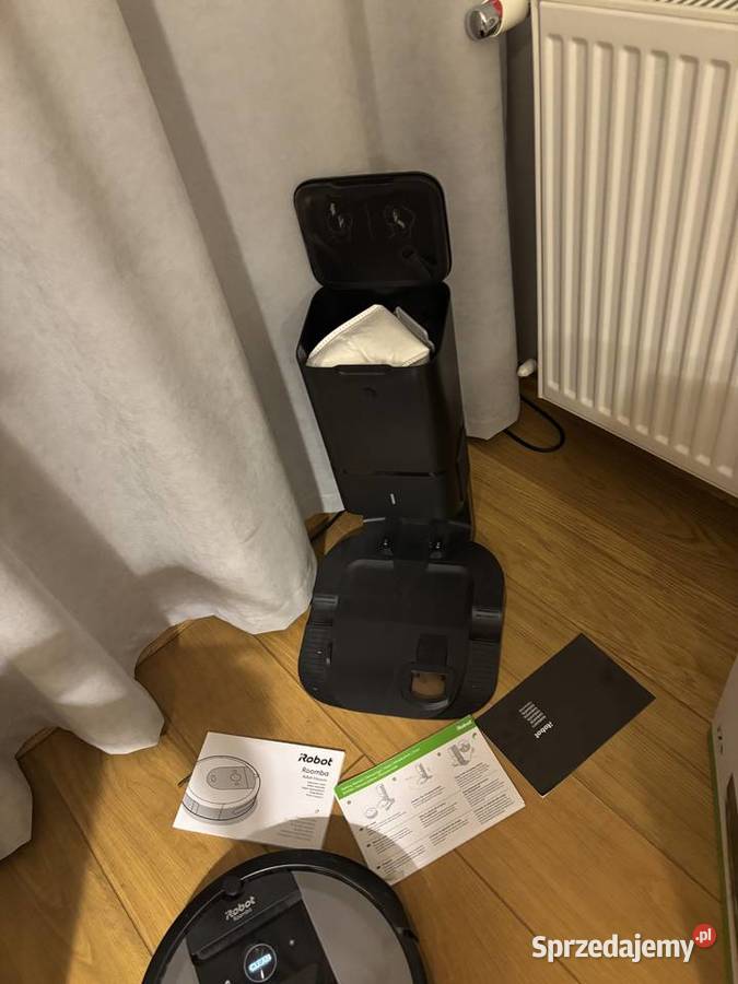 Robot sprzątający Roomba i7 z bazą Ostrołęka sprzedam
