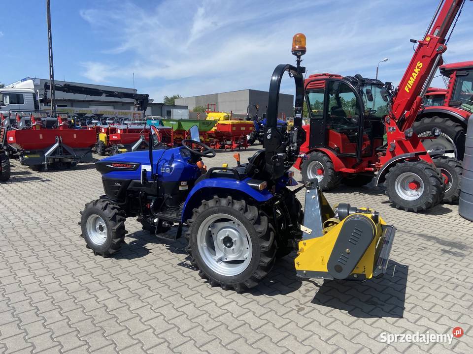 Ciągnik rolniczy FARMTRAC 26 4WD 25 Dostępny