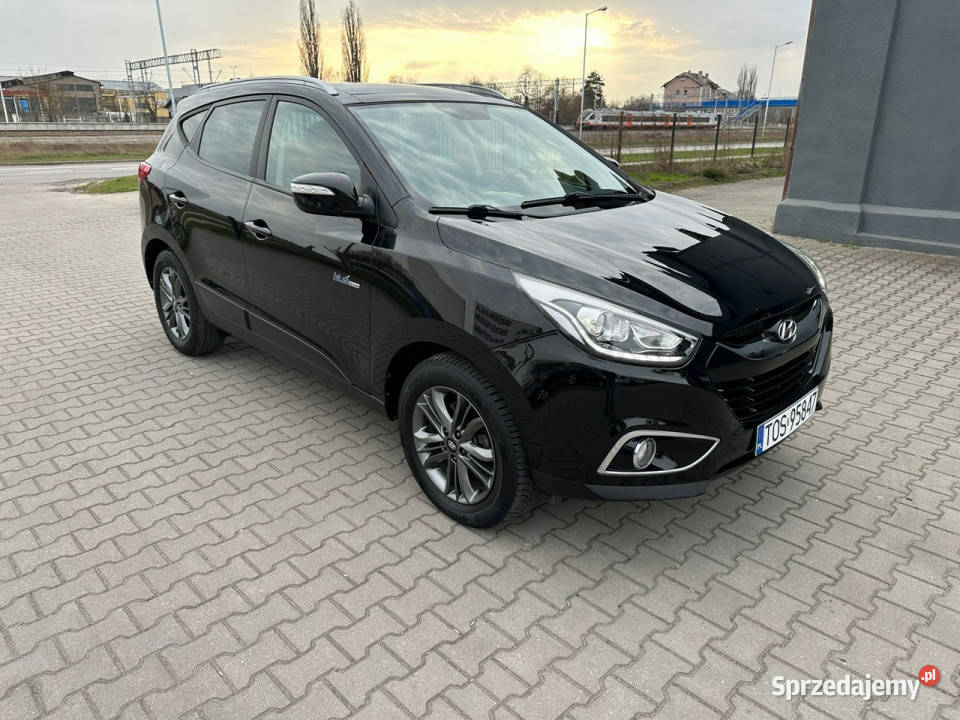Hyundai ix35 16B FULL Alu17 Navi Xenon Stan nieuszkodzony ix35 Ostrowiec Świętokrzyski