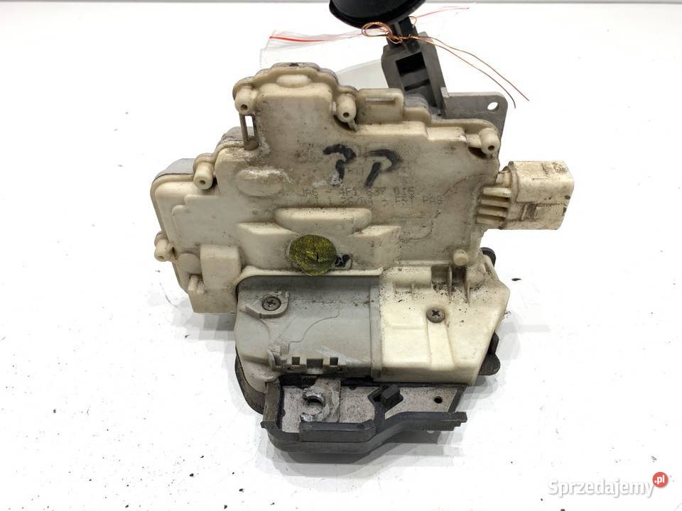 ZAMEK DRZWI PRAWY PRZÓD AUDI A6 C6 SedanLimuzyna