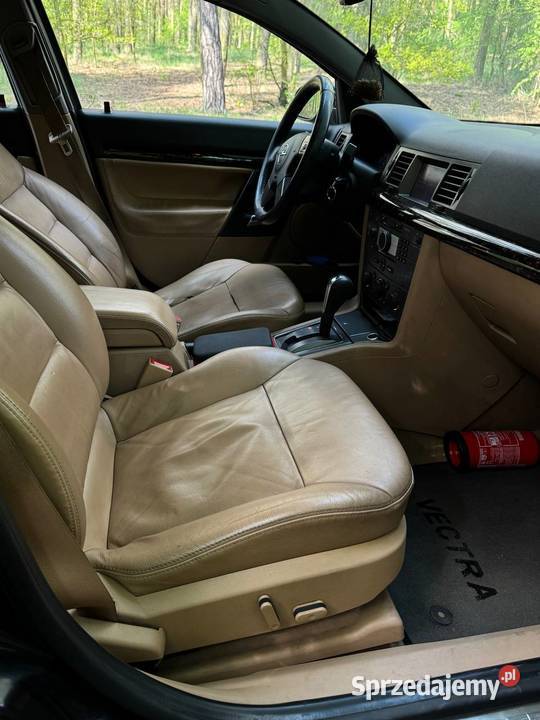 Opel Vectra C Kombi 19 CDTI 150 Automat czarny wielkopolskie