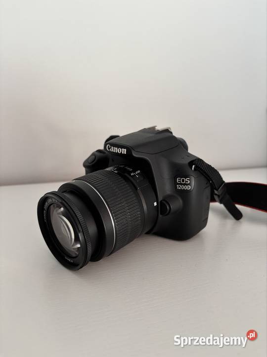 Lustrzanka Canon EOS 1200D obiektyw 1855MM