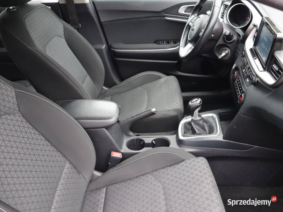 Kia Ceed 14 TGDI benzyna śląskie Katowice