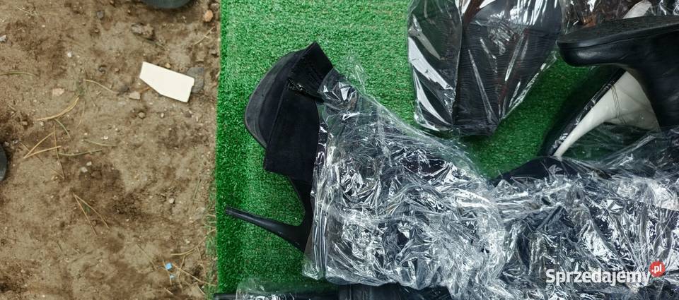 Buty 40 par zimowe letnie wyprzedaż Sandały i klapki Wartkowice