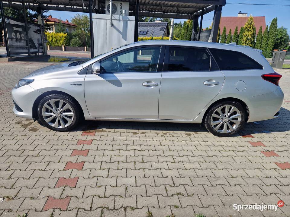 Toyota Auris II 2018r Full Wersja 18Hybrid Tarnów