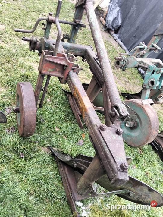 Sprzedam dwa pługi 2 skibowe Grudziąckie Idealny Huta Koszary sprzedam