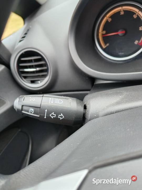 Opel Corsa 13 ładna zadbana Częstochowa sprzedam