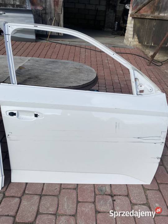 FABIA 3 III 6V 2014 DRZWI PRAWE PRZÓD TYŁ TYLNE Drzwi Poniatowa sprzedam