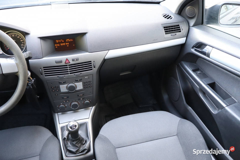 Opel Astra 13 CDTI klimatyzacja Astra Zabrze sprzedam