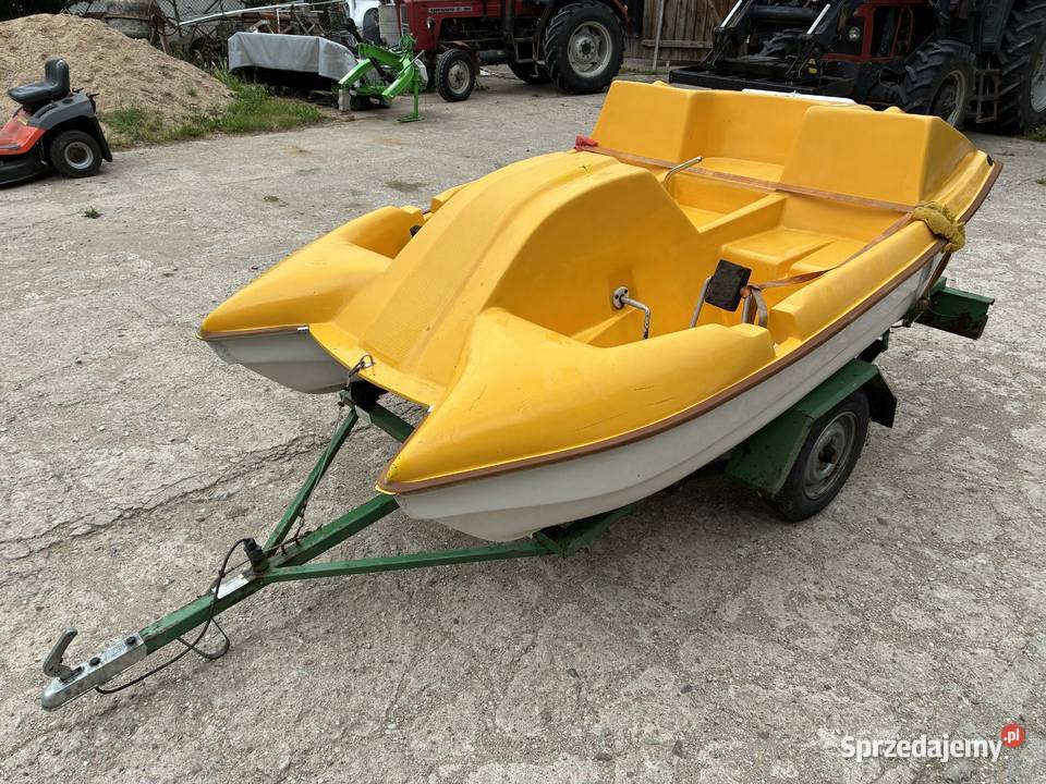 Rower wodny z przyczekpką Sejny