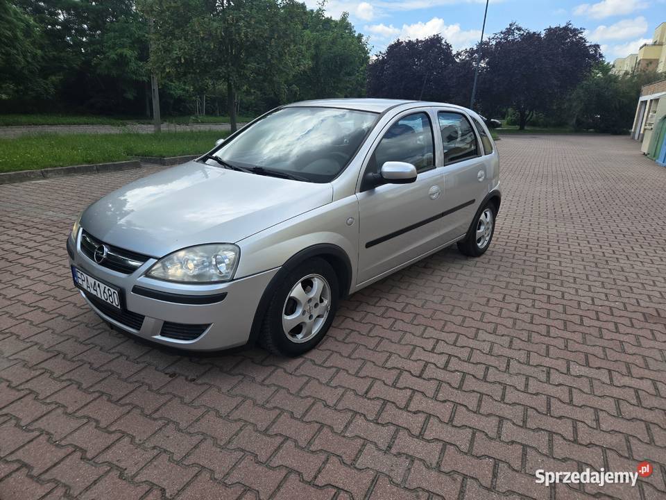 Opel Corsa 10 benzyna 2004 długie opłaty Łódź