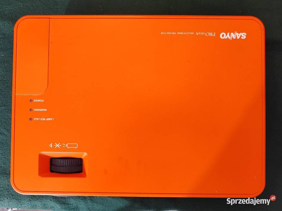 Projektor SANYO Lcd z pilotem USZKODZONY czytaj