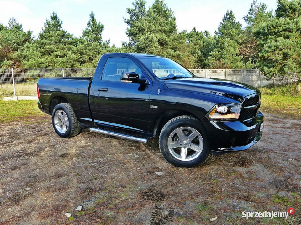 RAM 1500 57 HEMI4x4KlimaAluLEDSkóryPełna Piła