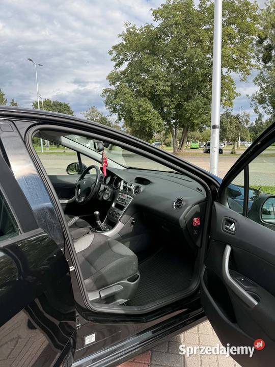 Peugeot 308 16 benzyna 2010r