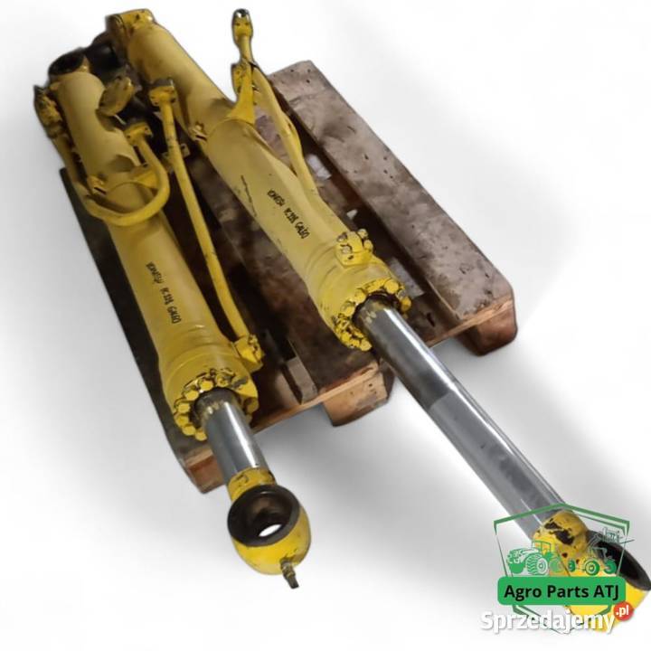 Siłownik Cylinder Ramienia Wysięgnika 70701XZ870 Ciechanowiec