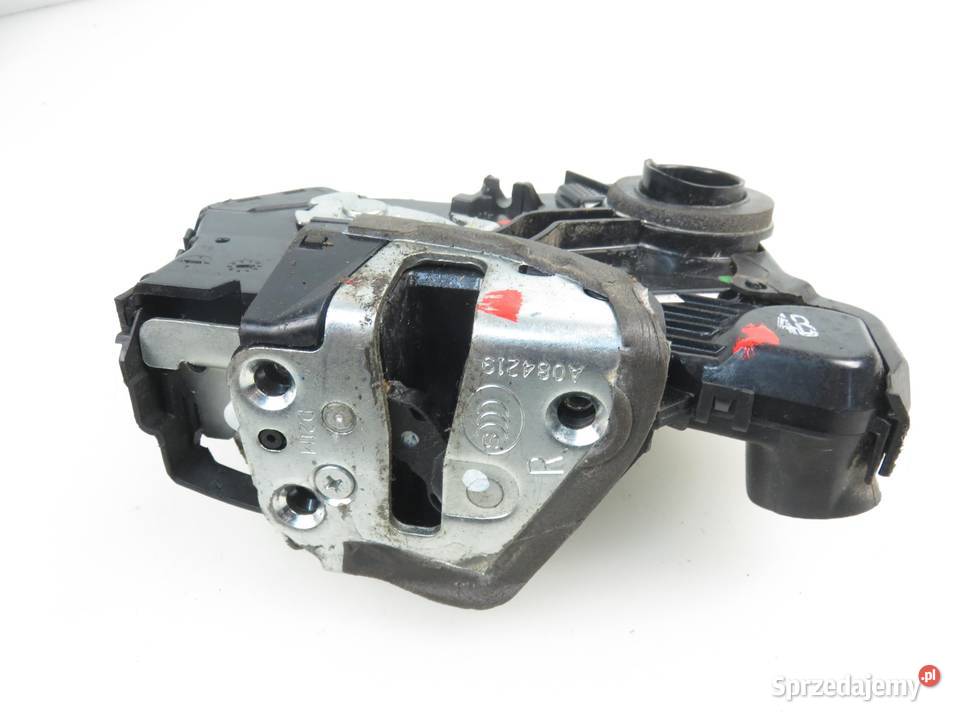 ZAMEK PRAWY PRZEDNI TOYOTA AURIS II E18