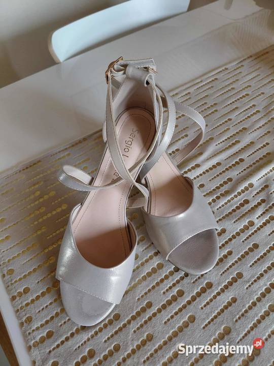 Buty damskie na obcasie podkarpackie Klecie