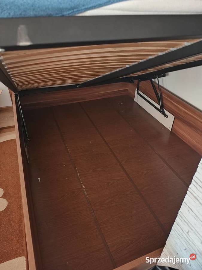 Łoże 140x200 z pojemną skrzynią i materacem Inowrocław sprzedam
