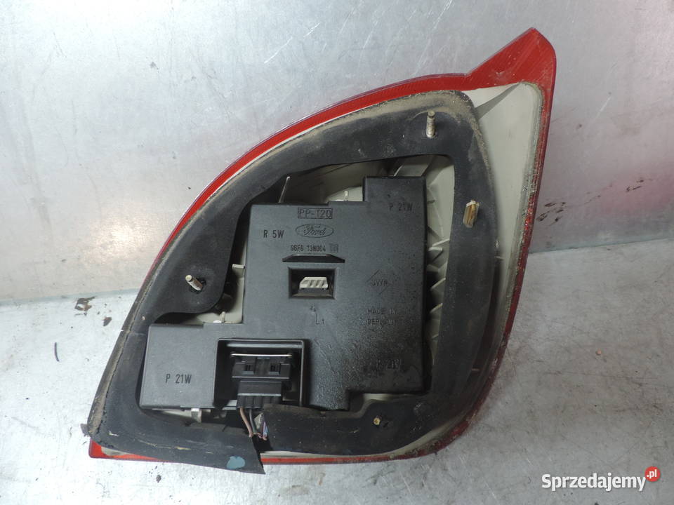 LAMPA LEWA TYLNA FORD FIESTA MK4 LIFT osobowe sprzedam