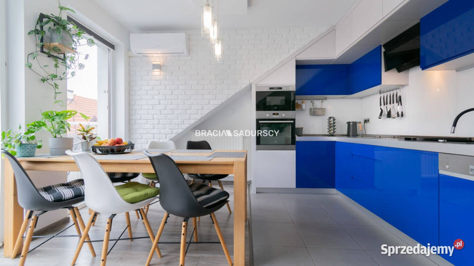 Mieszkanie Kraków Macieja Dębskiego 5472m2 3 własność