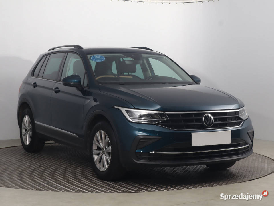 VW Tiguan 15 TSI relingi dachowe sprzedam