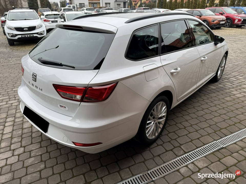 Seat Leon 15 TSI 130 Klimatronik Serwis światła LED Orzech sprzedam