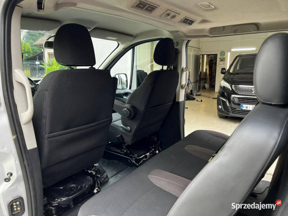 Opel Vivaro Pojazd do Przewozu Osoby system Start-Stop Opel Gdów
